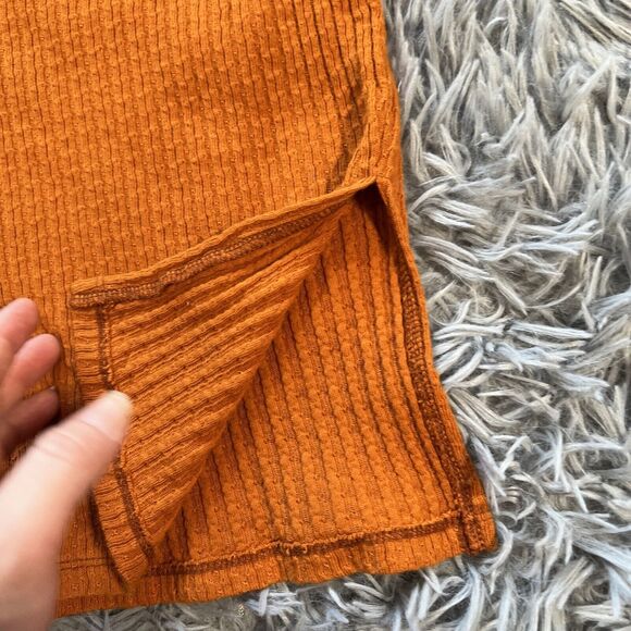 Free People Beach Burnt Orange Waffle Ribbed Knit 3/4 Sleeve Top Medium V Neck - Picture 5 of 9